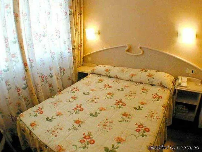 ברצלונה Hotel Lleo