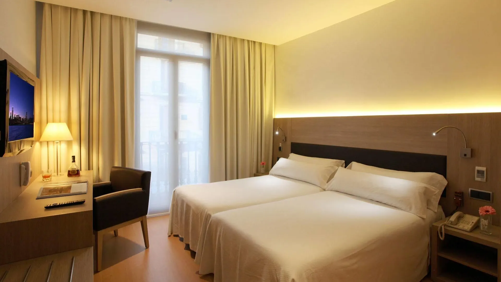 ברצלונה Hotel Lleo