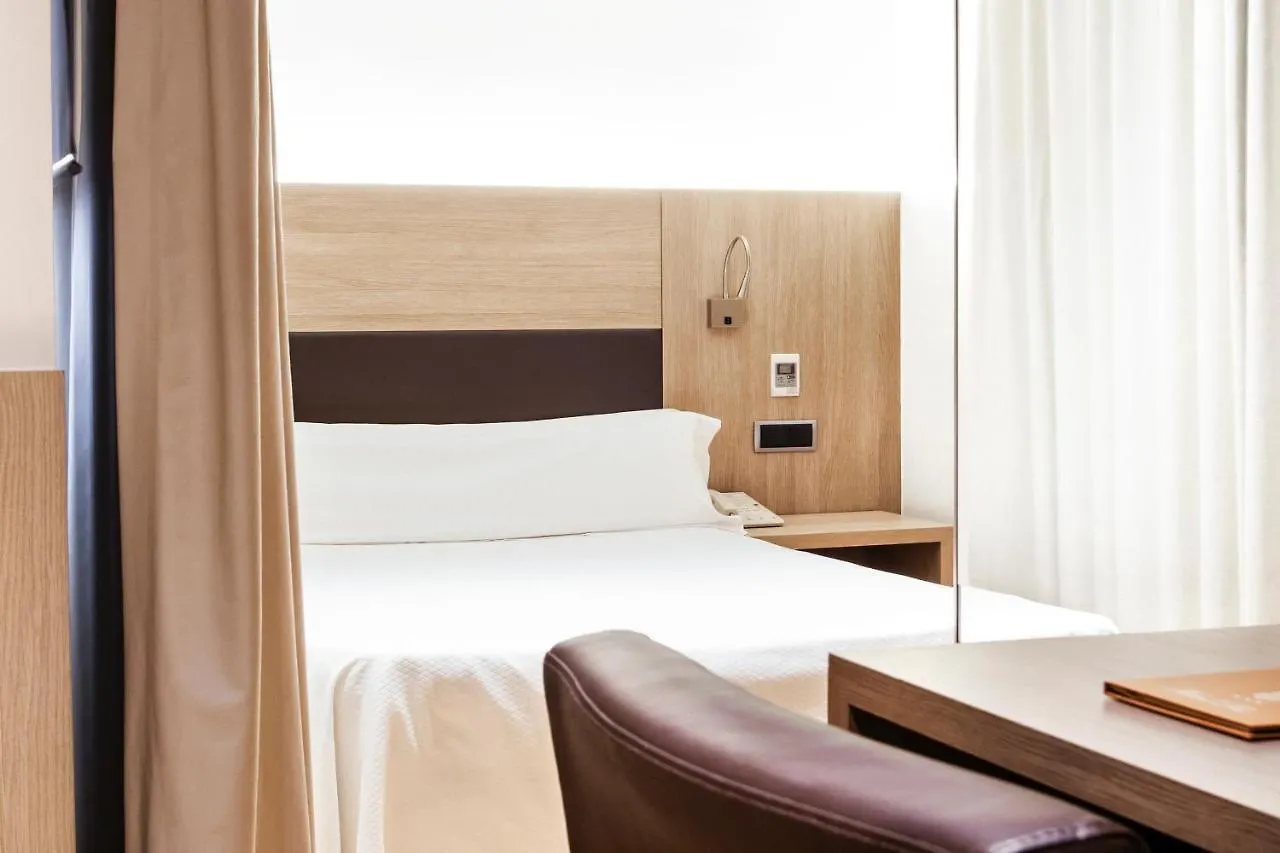 ברצלונה Hotel Lleo