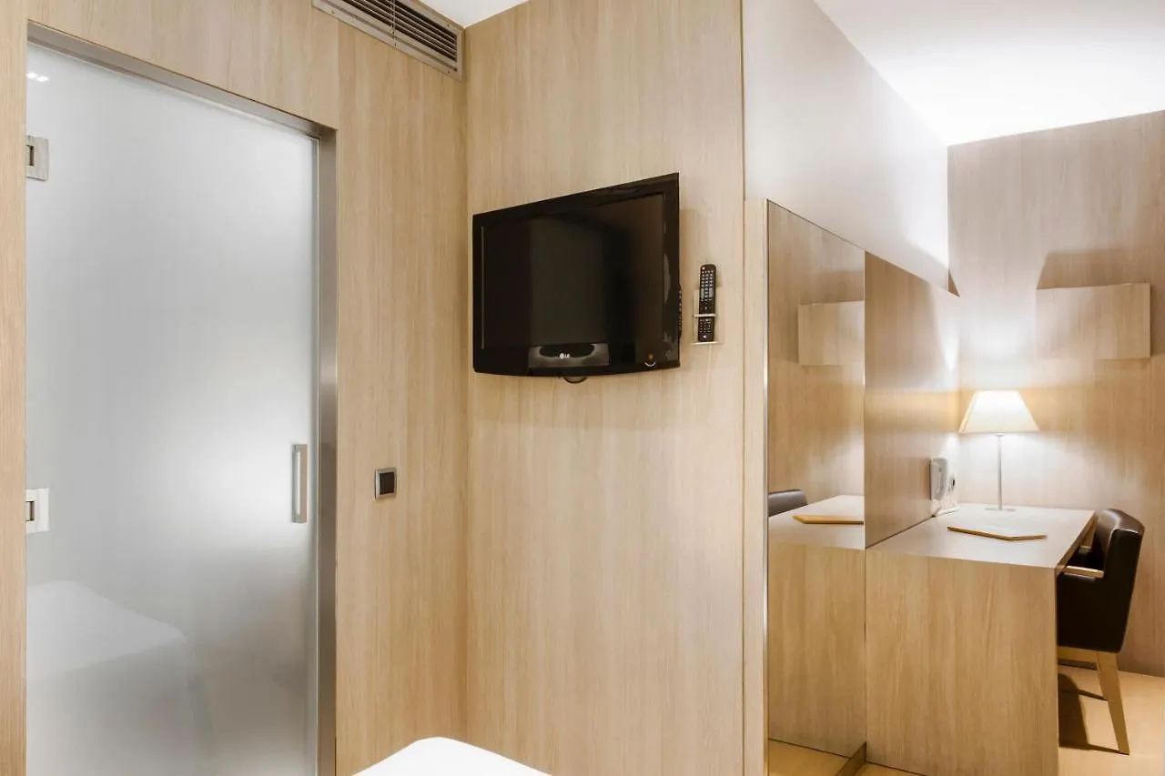 ***  Hotel Lleo Barcelona Spain